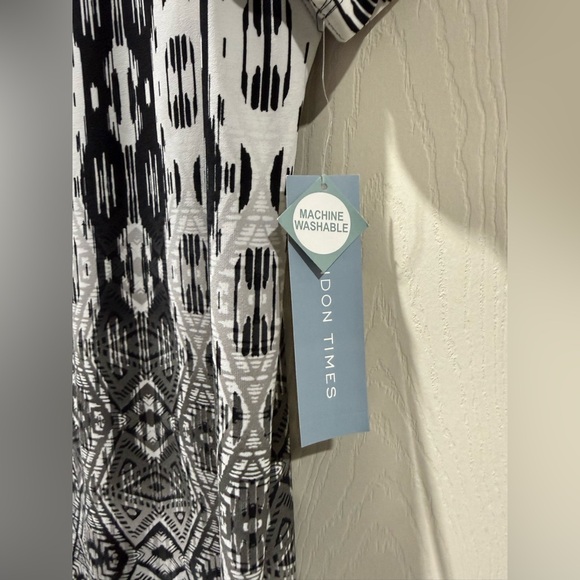 London Times Monochrome Abstract Dress - Picture 5 of 7